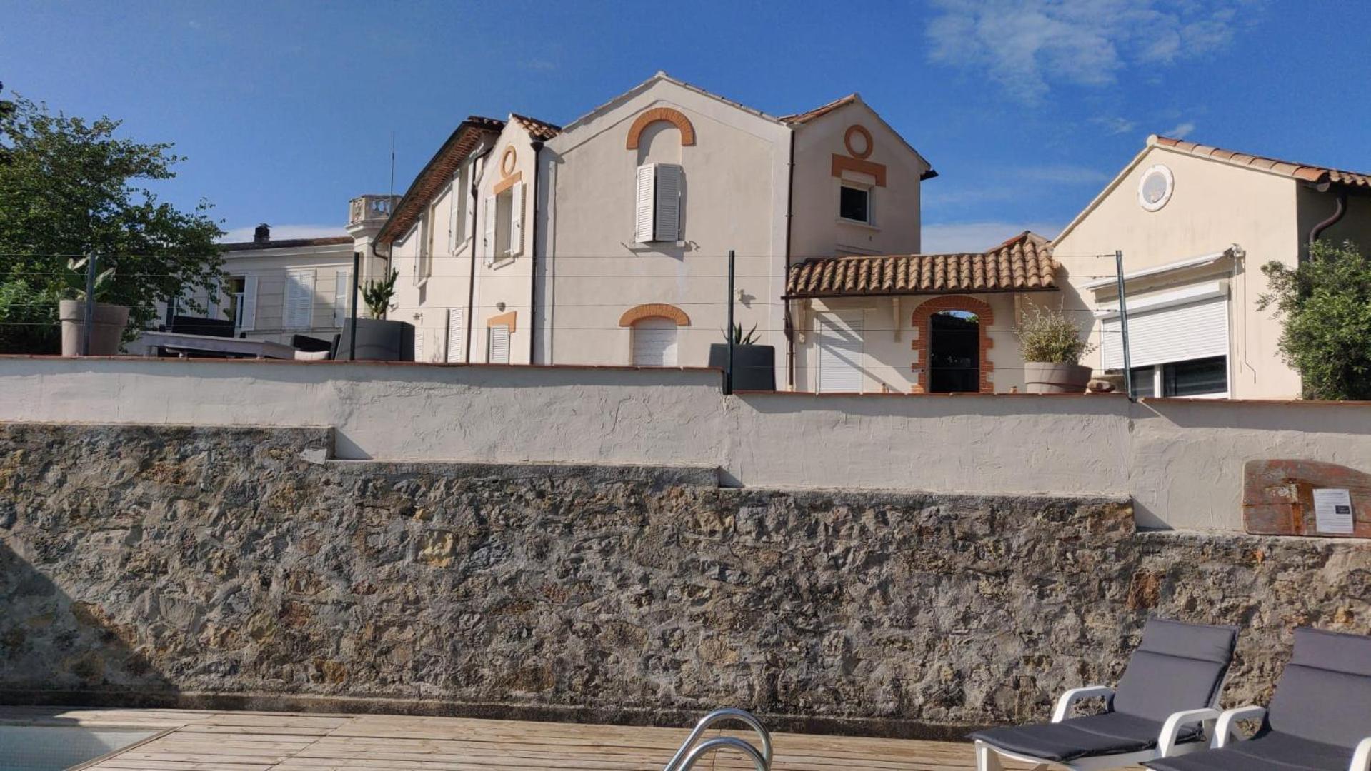 Villa-Chateau Les Terrasses - Tamaris, Plage Des Sablettes, Mer Au Bas De La Propriete 滨海拉塞讷 外观 照片